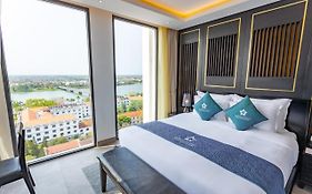 White Lotus Hue Hotel